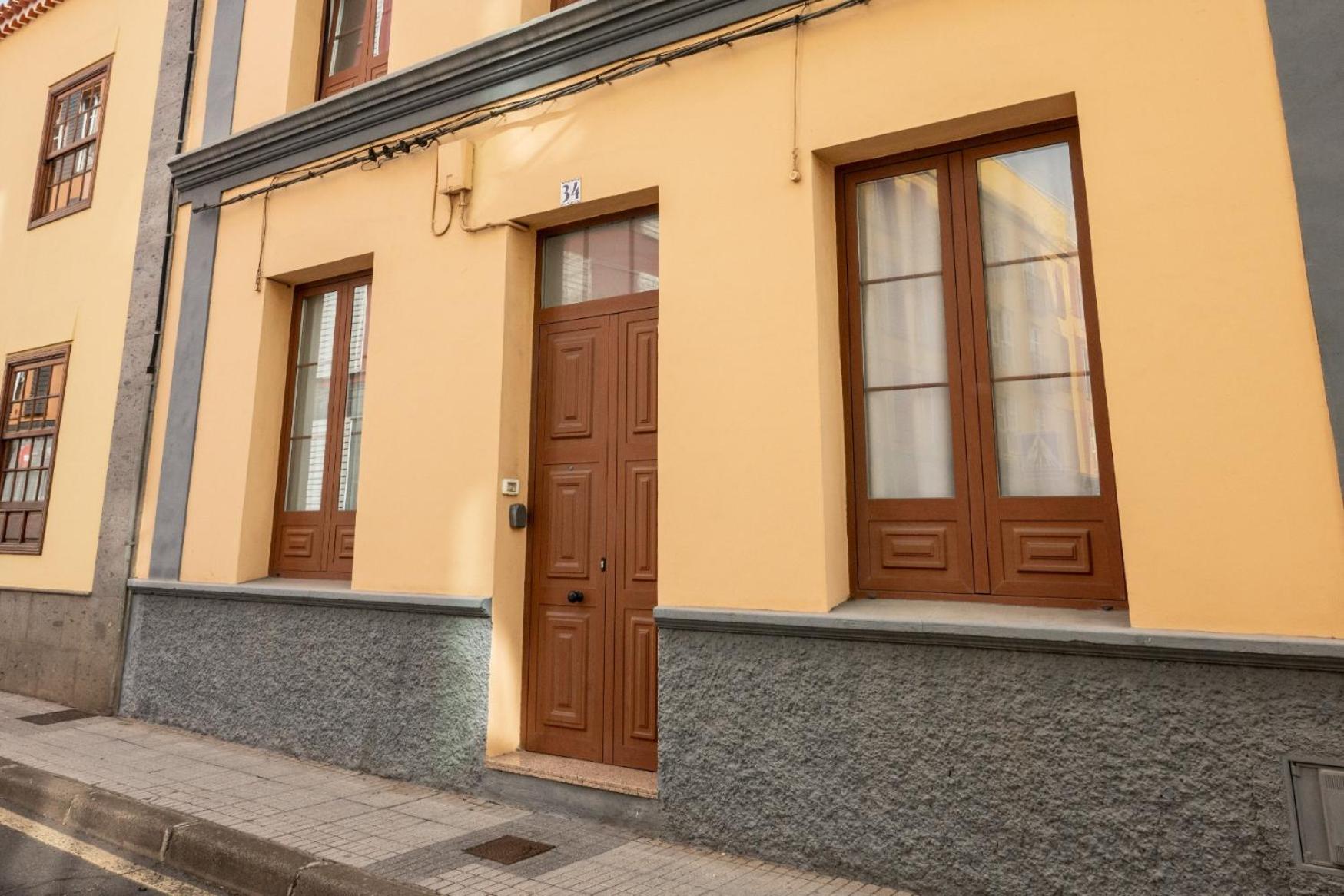 Casa Del Siglo XX Reformada En La Laguna Kültér fotó